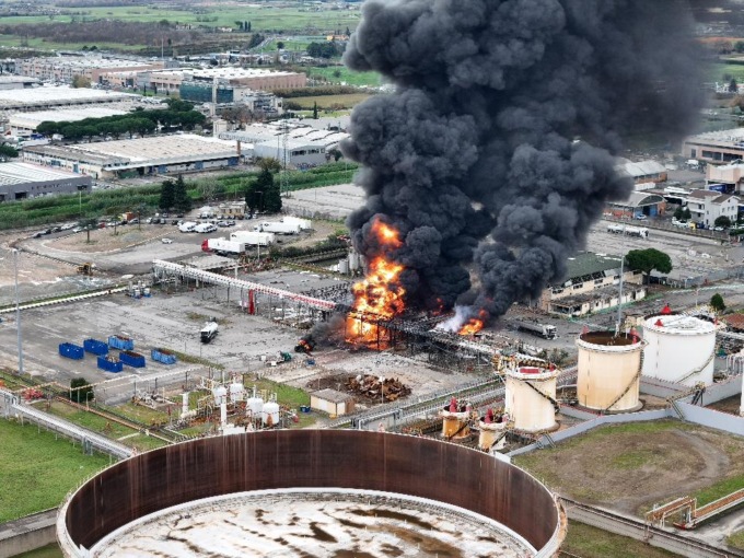 incendio deposito eni calenzano