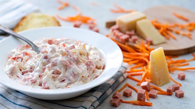 Insalata capricciosa che scade un anno prima richiamata: il prodotto ritirato dai supermercati
