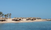 Chi sono i turisti italiani attaccati da uno squalo a Marsa Alam: morto un 48enne, ferito l'amico