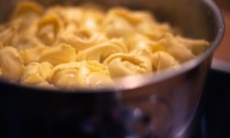 Tortellini in brodo, un grande classico del Natale