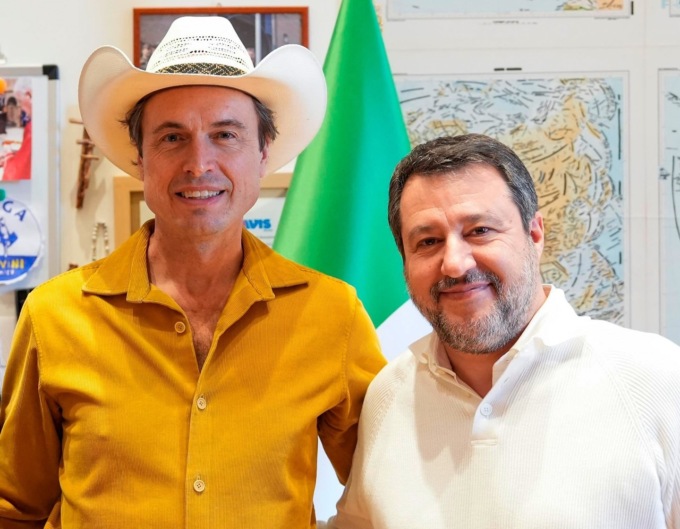 Il fratello di Elon Musk ricevuto a Palazzo Chigi dal ministro della Cultura Giuli (e da Salvini)