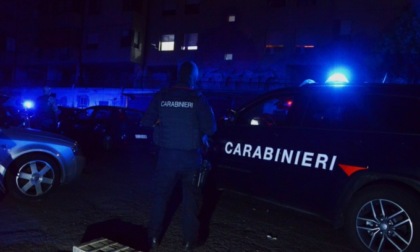 Lei lo lascia e sta per andarsene di casa: 86enne uccide la compagna di 57 anni e si toglie la vita