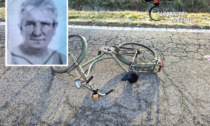 Malore improvviso in bicicletta, cade mentre sopraggiunge un'auto che lo travolge e lo uccide