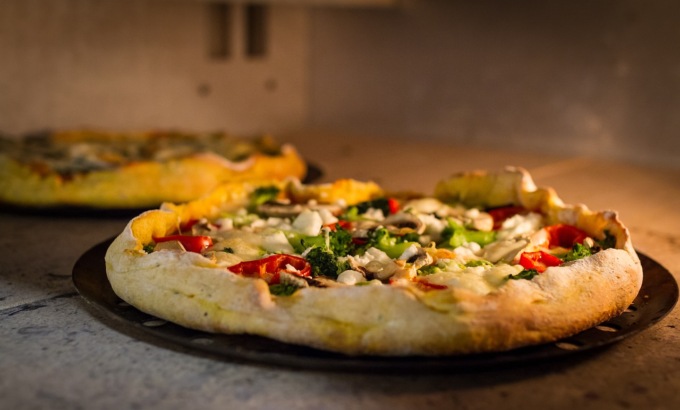 Giornata internazionale della pizza 2025: la fanno in casa 4 famiglie su 10