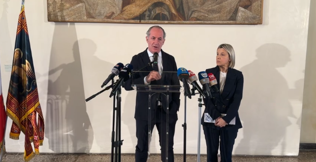 Sul fine vita Zaia non molla: “Daremo tempi certi per chi chiede il suicidio assistito”