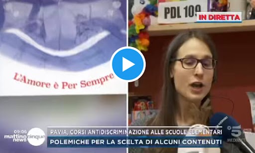 Alle scuole elementari la favola del coniglio gay che si sposa. Salvini: “Giù le mani dai bambini”