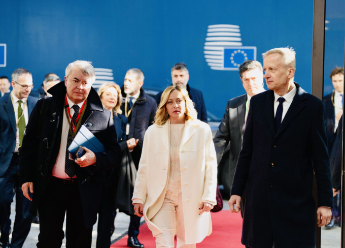 Oggi a Bruxelles Consiglio straordinario sull’Ucraina: i 27 litigano su riarmo e difesa comune
