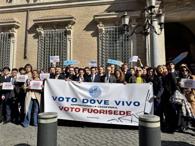 I promotori del referendum (su licenziamenti, contratti e cittadinanza) chiedono l’election day e incontrano il Governo