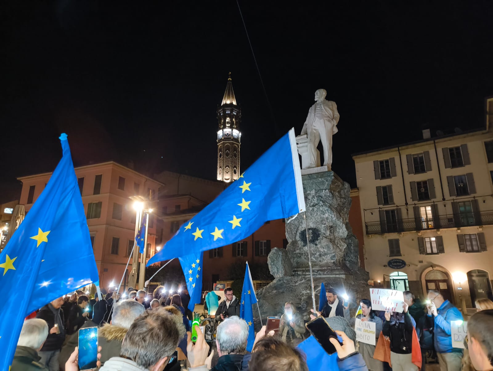 manifestazione ucraina lecco