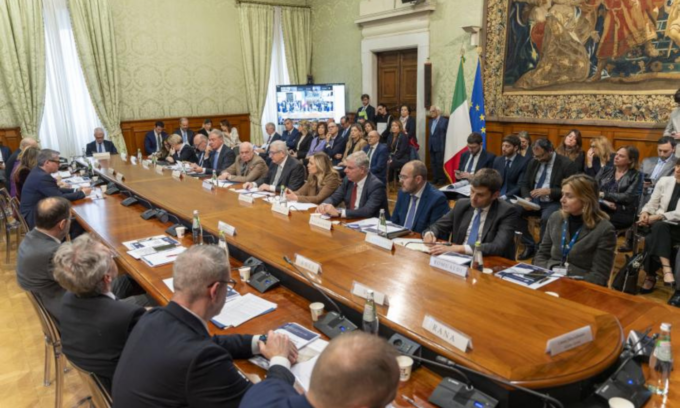 Approvata la sesta relazione sul Pnrr, Meloni: “Confermato il primato europeo dell’Italia”