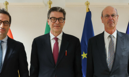 Giorgetti all'Ecofin: "L'Italia non può concepire il finanziamento della difesa a scapito di sanità e servizi"