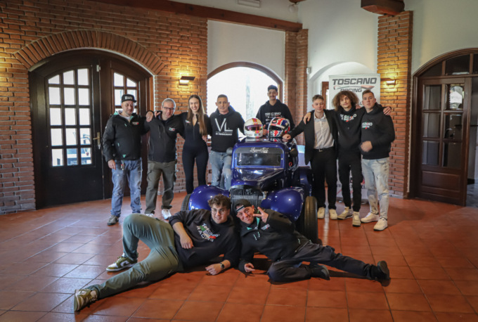 La Toscano Racing presenta la stagione 2025: entusiasmo e ambizione durante la cerimonia svolta presso Villa Sant’Espedito a Mortara (PV)