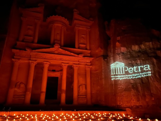 Accordo di gemellaggio tra Colosseo e Petra per la cooperazione culturale e turistica