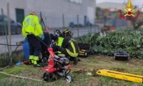 Resta incastrato nella motozappa e si ferisce gravemente. Tre incidenti sul lavoro in Lombardia