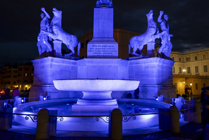 Giornata Mondiale della Consapevolezza dell’Autismo, la Fontana del Quirinale illuminata di blu