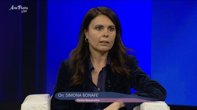 Dazi: Bonafè (PD): “Tragico balletto sulla pelle delle imprese, guardare a mercato interno Ue”