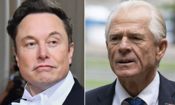 Prime crepe tra i fedelissimi di Trump, Musk: “Navarro è più stupido di un sacco di mattoni”