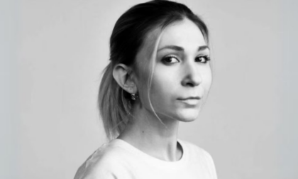 La Russia restituisce il corpo di una giornalista ucraina prigioniera con evidenti segni di tortura