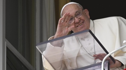 Papa Francesco “progressista”? Un pontificato di aperture simboliche (ma senza rivoluzioni)