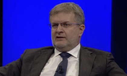Dazi, Fidanza (FdI-ECR): "Sinistra tace su viaggio di Sanchez in Cina"
