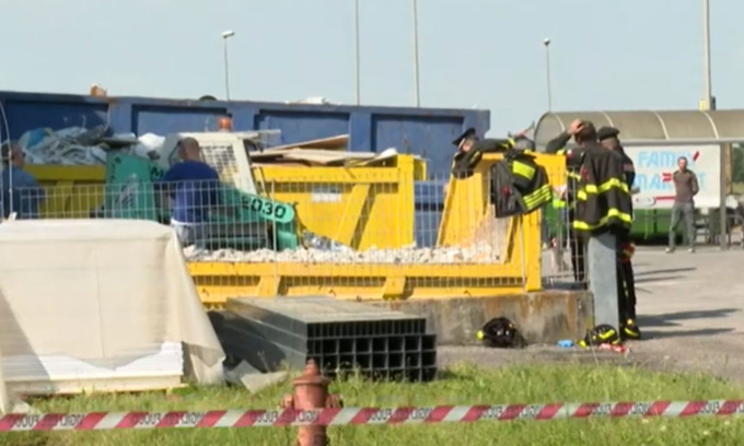 Altro incidente sul lavoro fatale alla vigilia del I Maggio: 35enne muore colpito dall’escavatore
