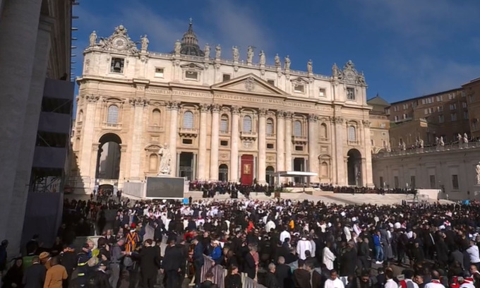 La diretta dei Funerali di Papa Francesco: per l'ultimo addio a Bergoglio, previste oltre 200mila persone