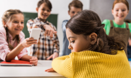 Nuovo numero verde per l'infanzia: chiamare il 114 contro il bullismo