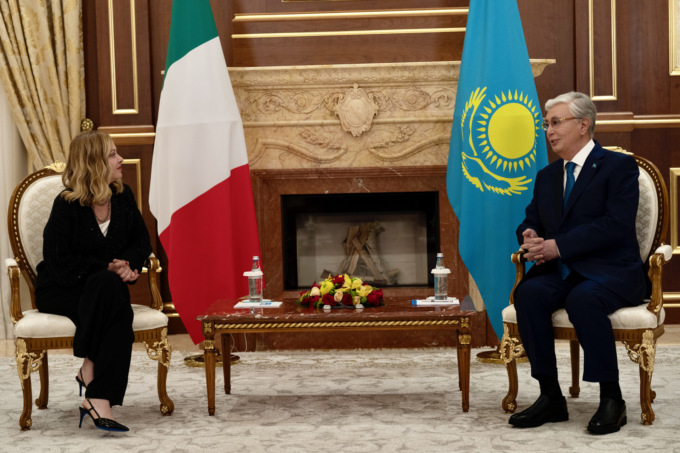 Meloni in Asia Centrale: "Italia ponte tra continenti, alleanza strategica con Kazakistan e Uzbekistan"