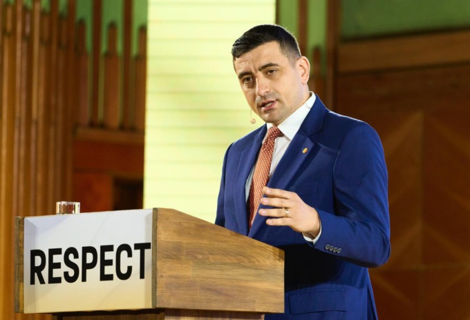Lega e FdI esultano per l’ascesa dei sovranisti anche in Romania: Simion oltre il 40% al primo turno
