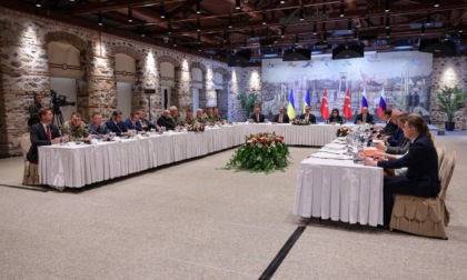 Colloqui ad Istanbul tra Russia e Ucraina: tregua lontana ma accordo su maxi scambio di prigionieri