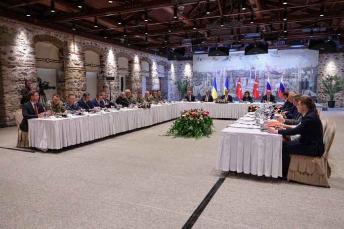 La Russia dice “no” ai colloqui in Vaticano, l’Ucraina propone la Svizzera