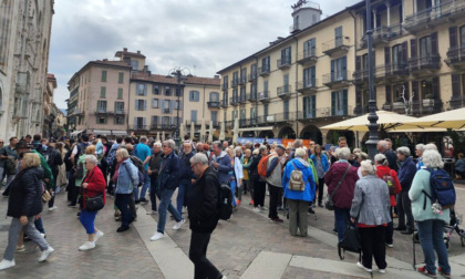 Il Comune di Como ha messo al bando i "buttadentro" che invitano i passanti a entrare in ristoranti, bar e locali