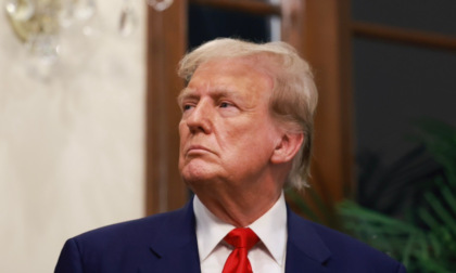 Negoziati di pace tra Russia e Ucraina, Trump: "Sarebbe fantastico farli in Vaticano"