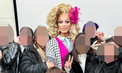 Drag Queen a scuola per parlare di bullismo. La Lega insorge: "Con la kefiah senza alcuna competenza"