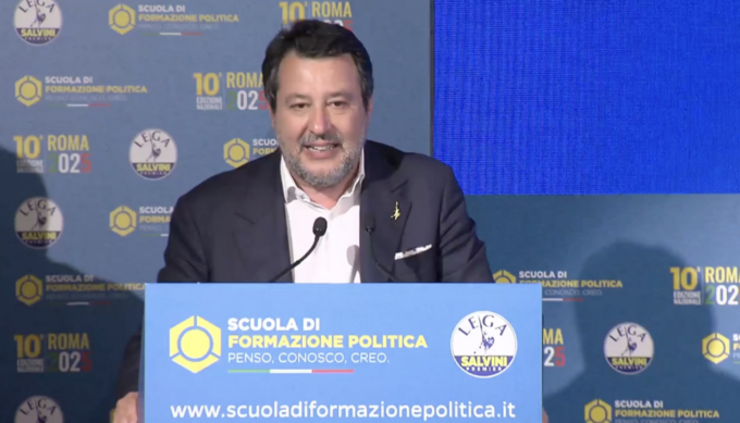 Salvini ospita Le Pen a Roma: "Da soli contro immigrazione clandestina. A qualcuno conviene guerra continui"