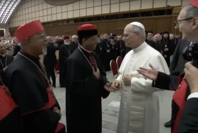 Papa Leone XIV: "La Santa Sede è a disposizione perché i nemici si guardino negli occhi"