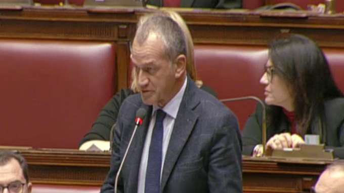 Oms, storico accordo pandemico ma l’Italia si astiene. Bassetti: "Non è un bel segnale", Pd annuncia interrogazione parlamentare