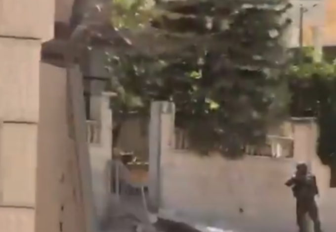 Le scuse dell'esercito israeliano dopo gli spari ai diplomatici non bastano alle cancellerie