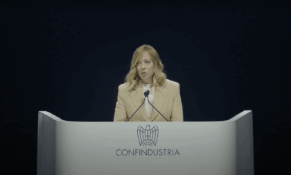 Meloni all'Assemblea di Confindustria: "Italia oggi credibile in un quadro economico complesso"