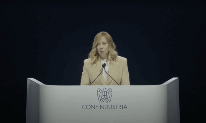 Meloni all’Assemblea di Confindustria: “Italia oggi credibile in un quadro economico complesso”