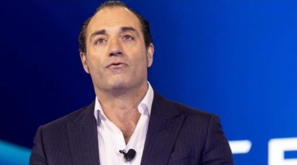Napoletano e cosmopolita: Stellantis annuncia il nuovo Ceo. Chi è Antonio Filosa