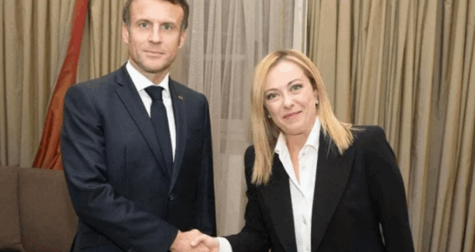 Disgelo fra Meloni e Macron, summit giovedì a Roma dopo il tour in Asia della premier