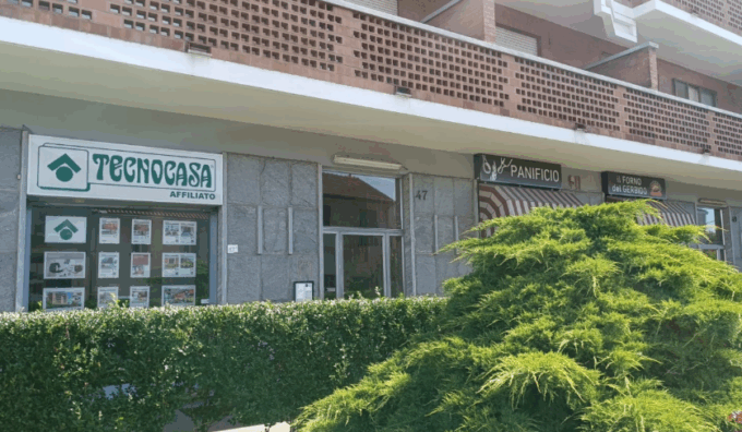 Fernanda Di Nuzzo è morta in ospedale: non ce l'ha fatta la maestra uccisa dal marito davanti alla figlia