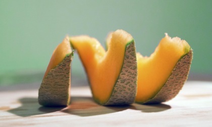 Insalata di melone, cetriolo e feta: un antipasto estivo fresco e veloce