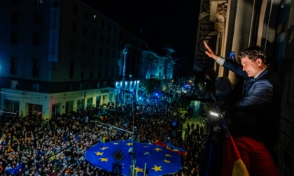 Romania al voto: l'europeista Nicusor Dan recupera e batte il sovranista Simion