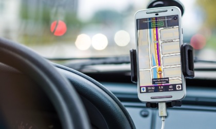 Smartphone alla guida, un pericolo reale per la sicurezza stradale
