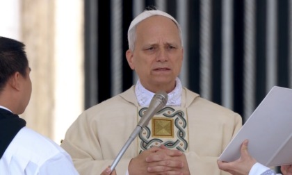 "La gente non può continuare a morire per colpa delle fake news": Leone XIV contro le menzogne che giustificano la guerra