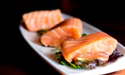 Listeria nel salmone per il sushi: il prodotto ritirato (da non mangiare)