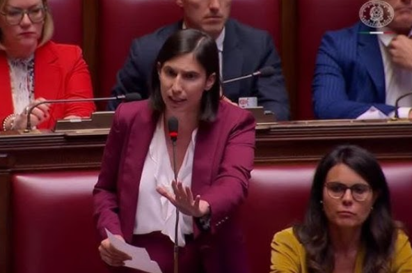 Tutte le reazioni al Premier Time "Show" e lo scontro Meloni-opposizioni