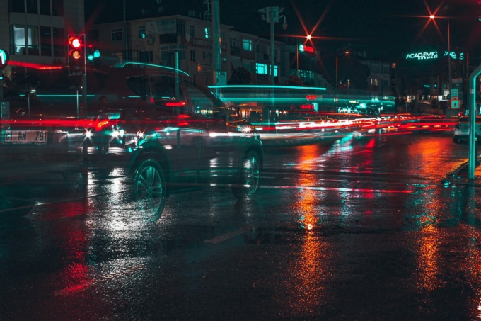 Mercato auto Europa aprile 2025: situazione stagnante, -0,3%
